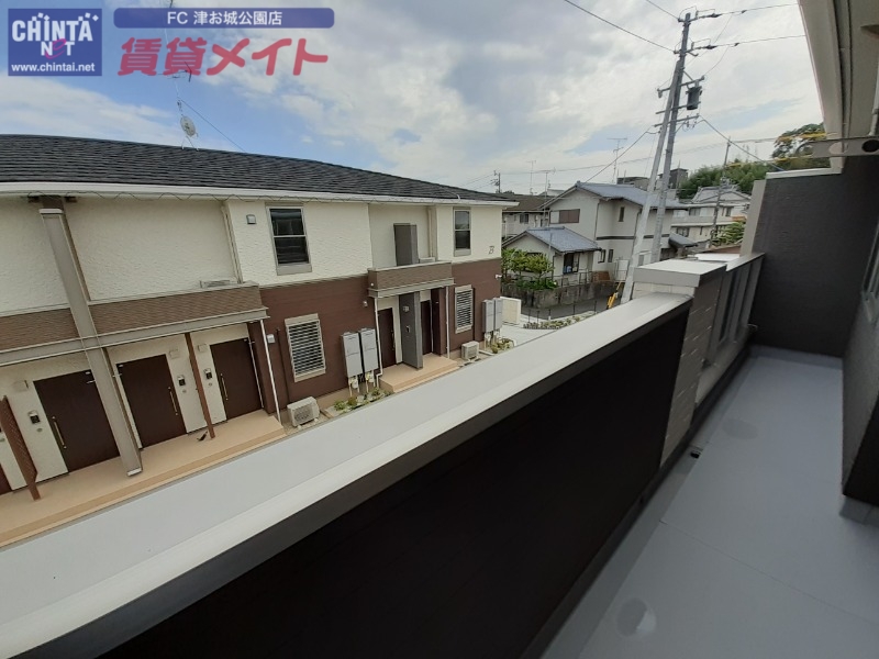 バルコニー　同型部屋写真です。