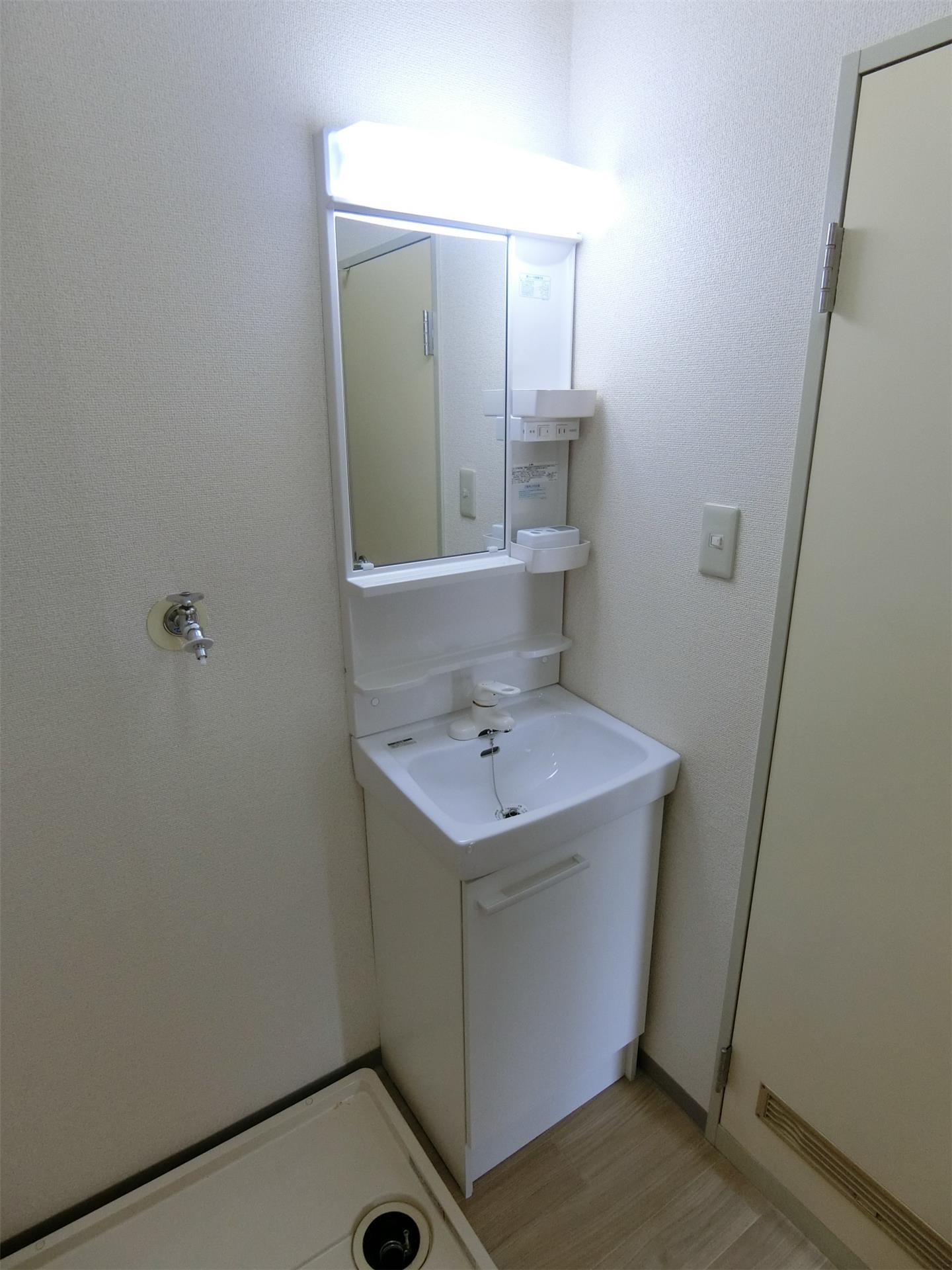 洗面設備　独立洗面台