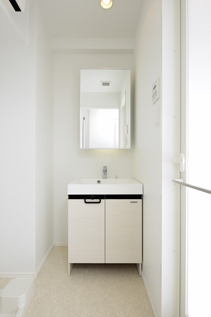 洗面設備　※参考写真