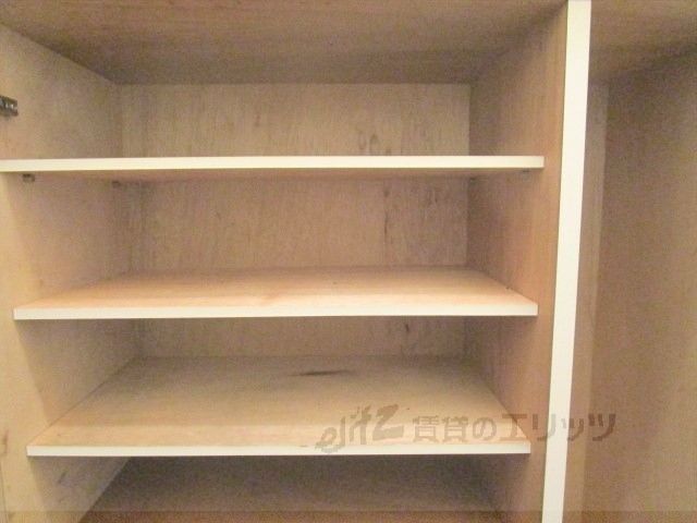 その他設備　下駄箱