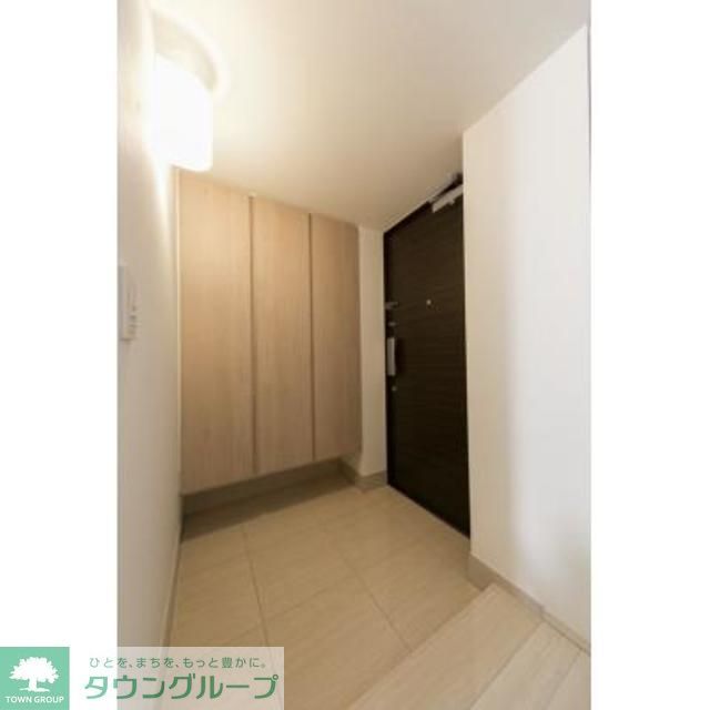 玄関　※写真は同タイプ住戸です。