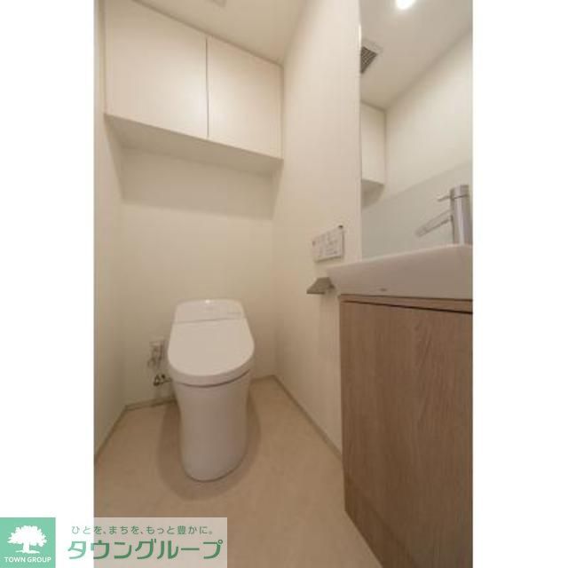 トイレ　※写真は同タイプ住戸です。