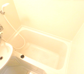 バス・シャワールーム　お風呂です。