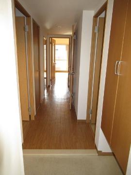 玄関　玄関から室内