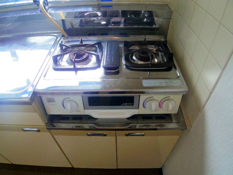 キッチン　２口ガスコンロ