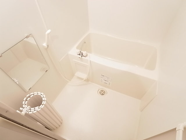 バス・シャワールーム　ゆったり過ごせるお風呂です