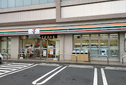 コンビニ　セブンイレブン 大田区東六郷2丁目店（コンビニ）まで342m