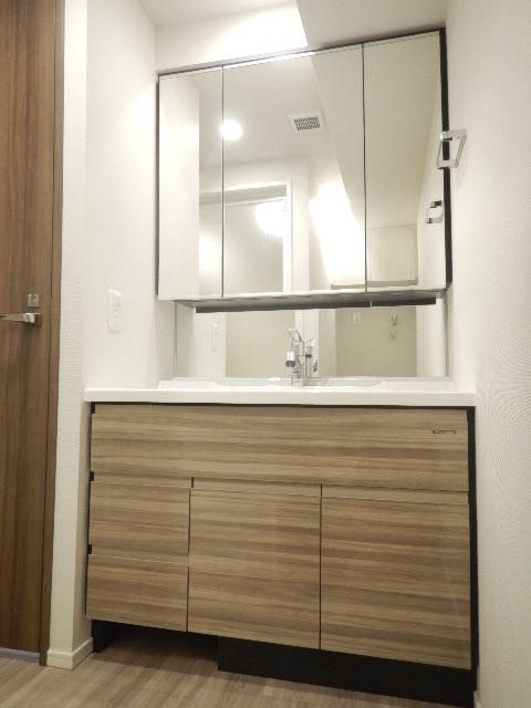 洗面設備　独立洗面台