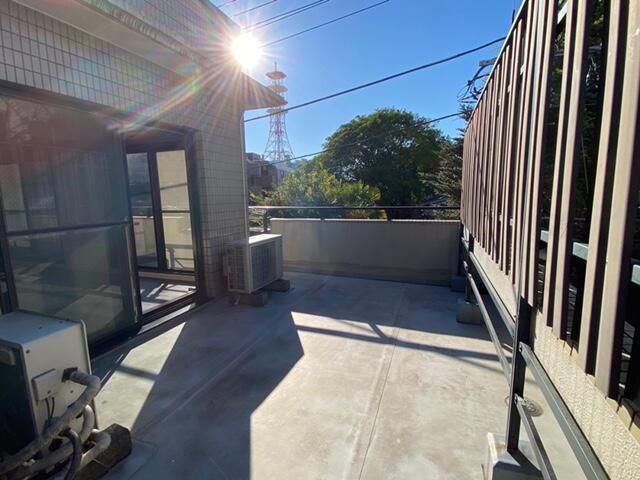 バルコニー　ぱすとらーれ目黒