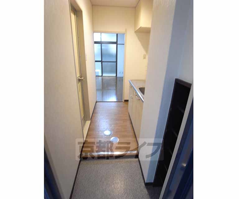 その他部屋・スペース　きれいな廊下です