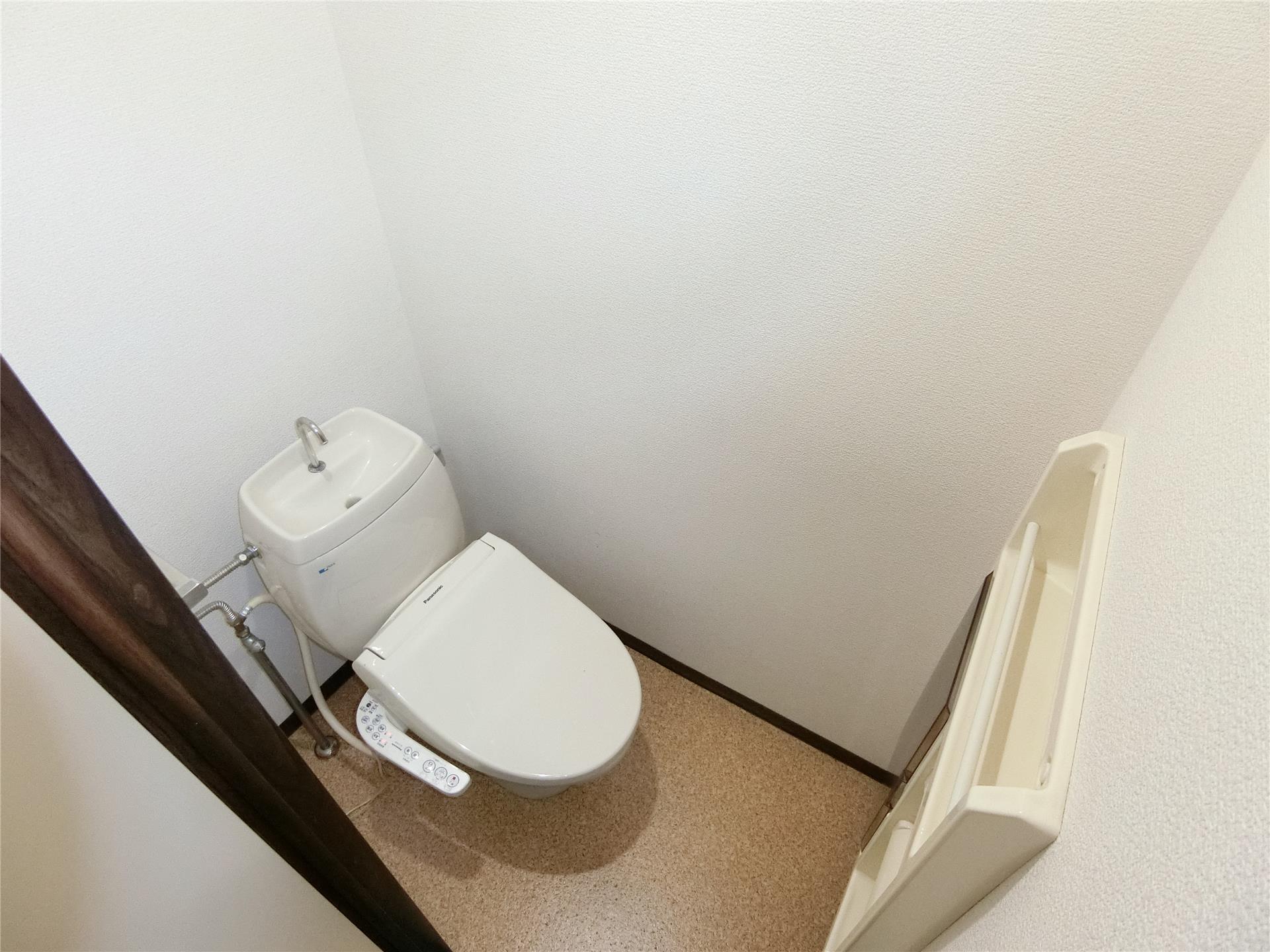 トイレ　ウォシュレット付き洋式トイレ♪