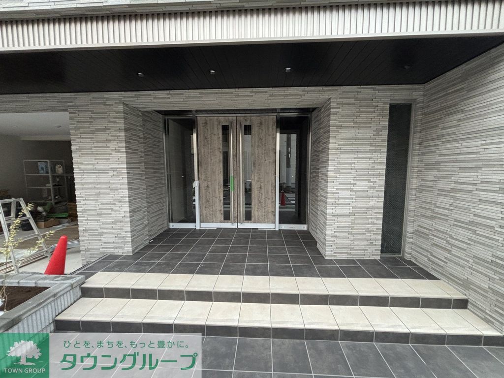 エントランス　エントランス