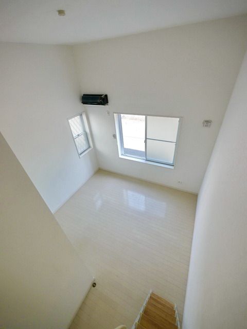 その他部屋・スペース　★ロフトから見たお部屋です★