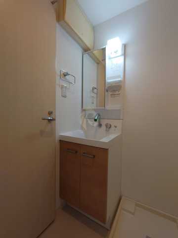 洗面設備　別間取り参考写真