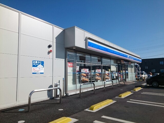 コンビニ　ローソン京目町店（コンビニ）まで1100m