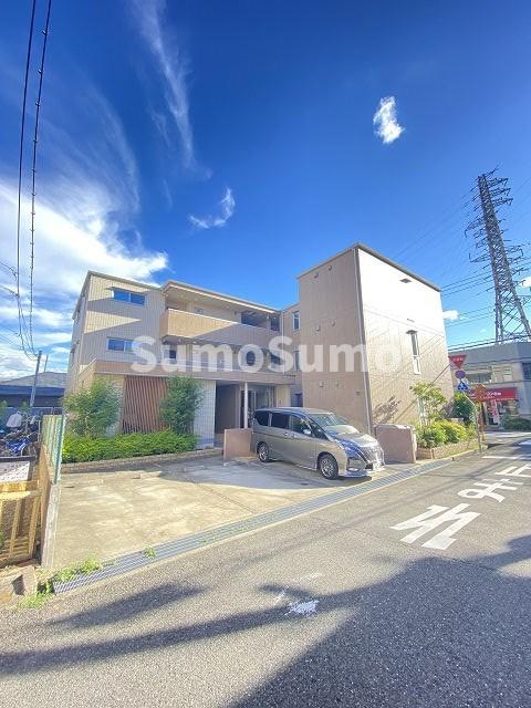 建物外観　外観は落ち着いています