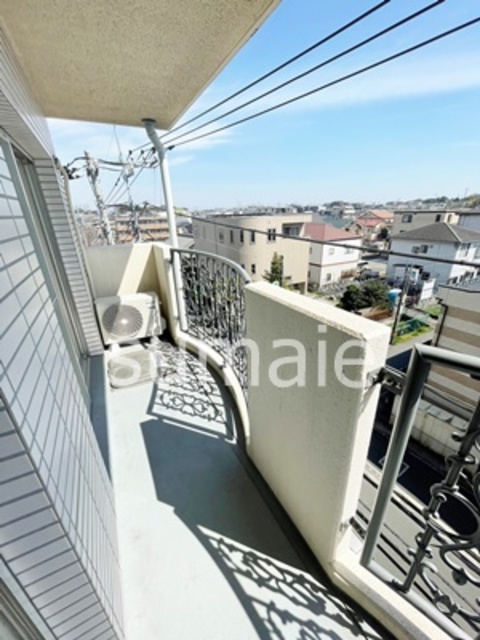 バルコニー　バルコニスペース