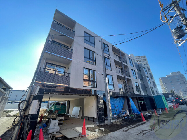 建物外観　札幌市豊平区福住２条「アルファスクエア福住２条」