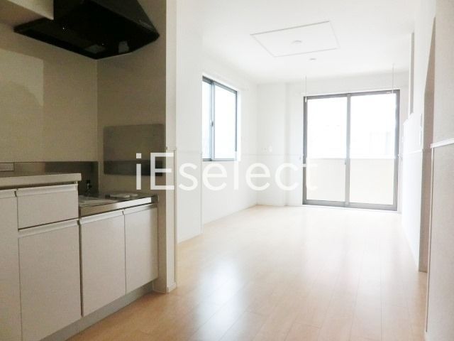 居室・リビング　陽当り良好です。