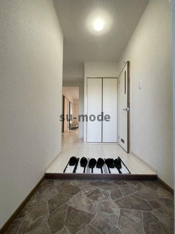 玄関　別部屋写真