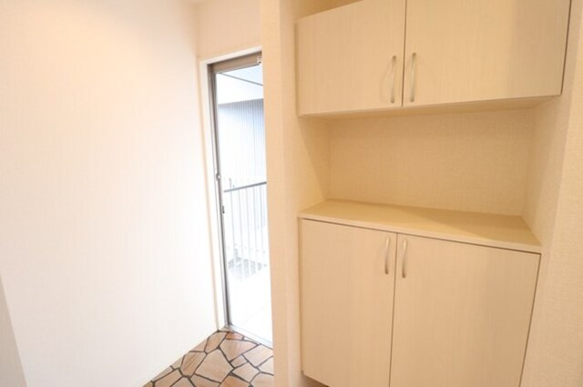 玄関　シューズボックス