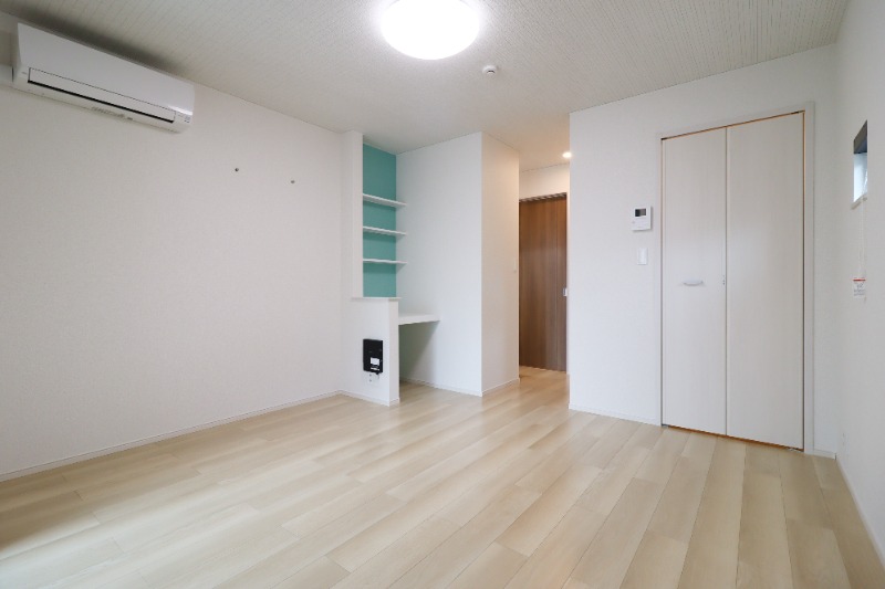 居室・リビング　図面と現状に相違がある場合には現状を優先