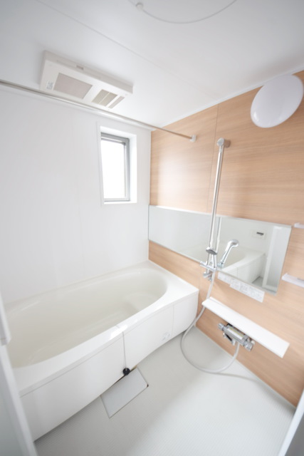 バス・シャワールーム　～さっぱりしましょう～