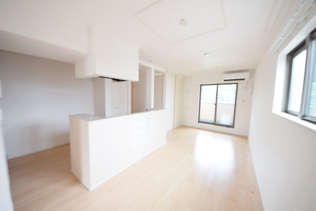 居室・リビング　～家族団欒はこちらです～