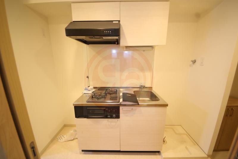 キッチン　コンパクトなキッチンで掃除もラクラク