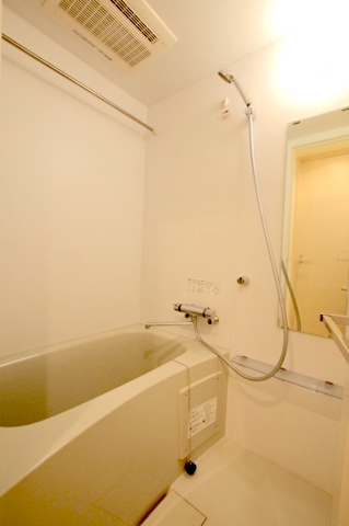 バス・シャワールーム　浴室