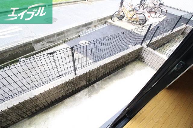 バルコニー　バルコニー