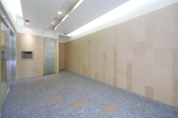 エントランス　建物の内部です