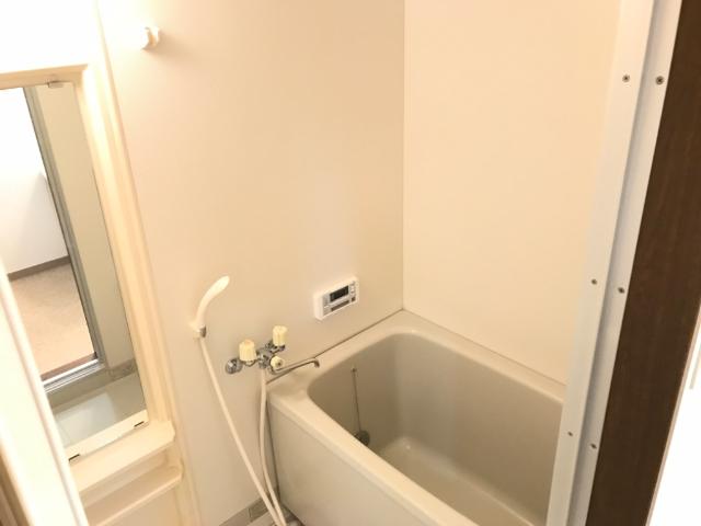 バス・シャワールーム　バス（イメージ）