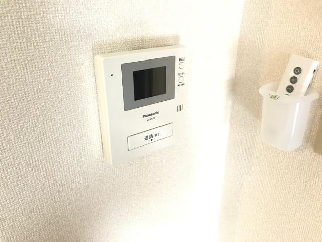 セキュリティ　カメラ付インターホン（イメージ）