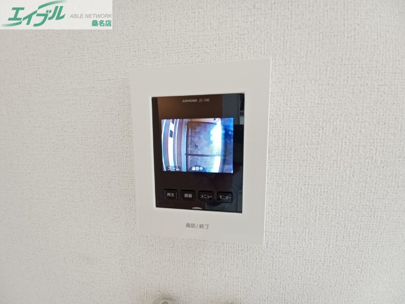 セキュリティ　同型参考写真