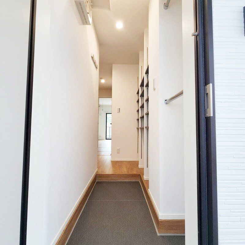 玄関　物件画像