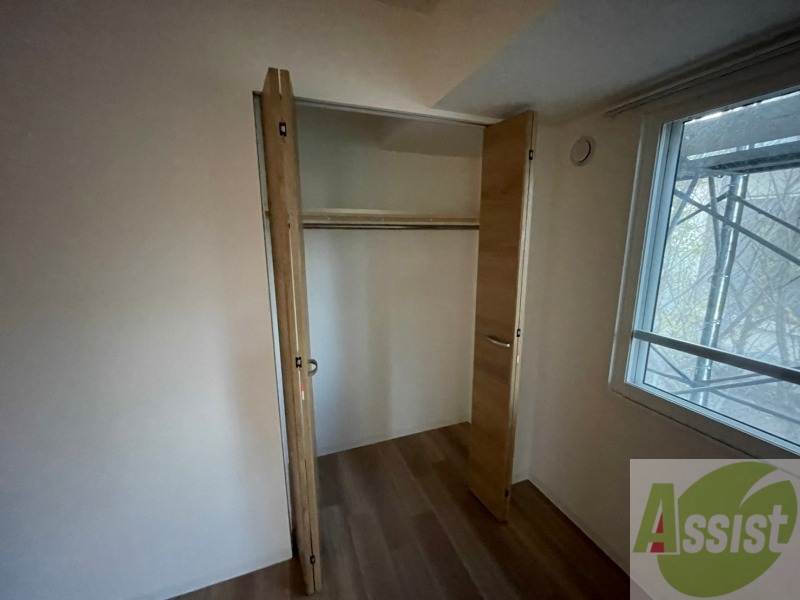 収納　寝室のクローゼットにもたくさん収納出来ますね！