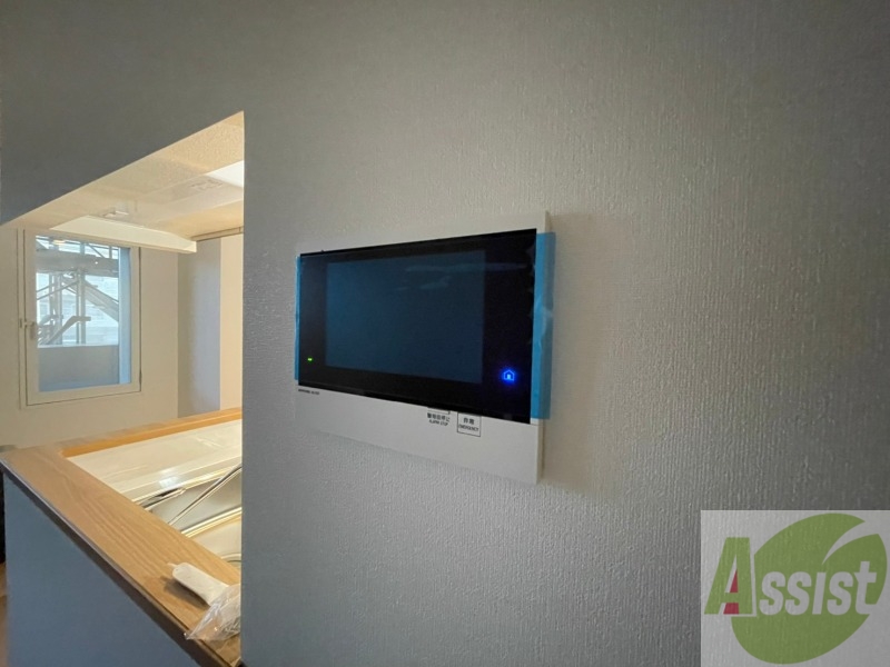 セキュリティ　ＴＶモニター付インターホンです。来客者の顔が見えるので安心！