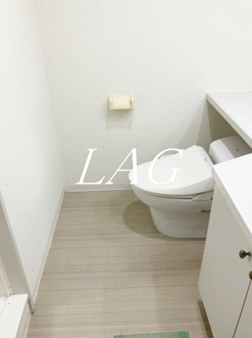 トイレ　トイレです。