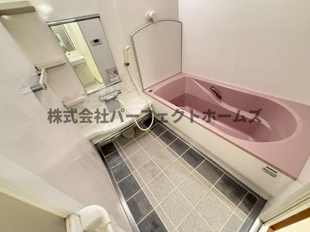 バス・シャワールーム　お風呂です