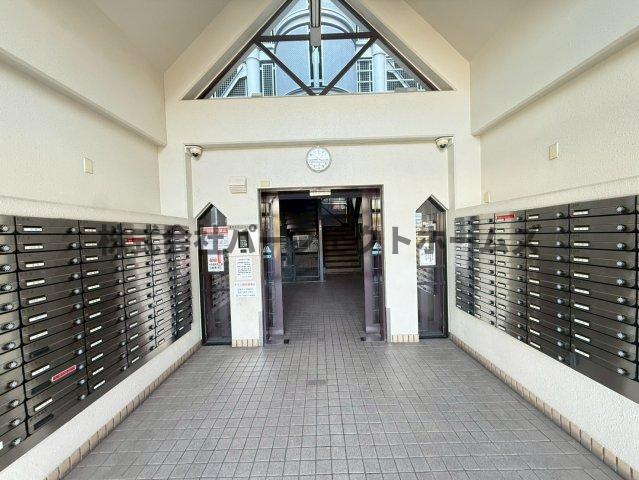 ロビー　落ち着いたロビーです