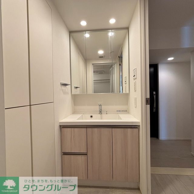 洗面設備　※写真は同タイプ住戸です。
