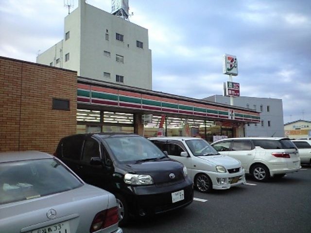 コンビニ　セブンイレブン郡山図景町店（コンビニ）まで286m