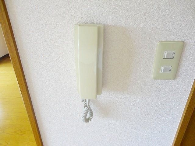 セキュリティ　★インターホン付き★