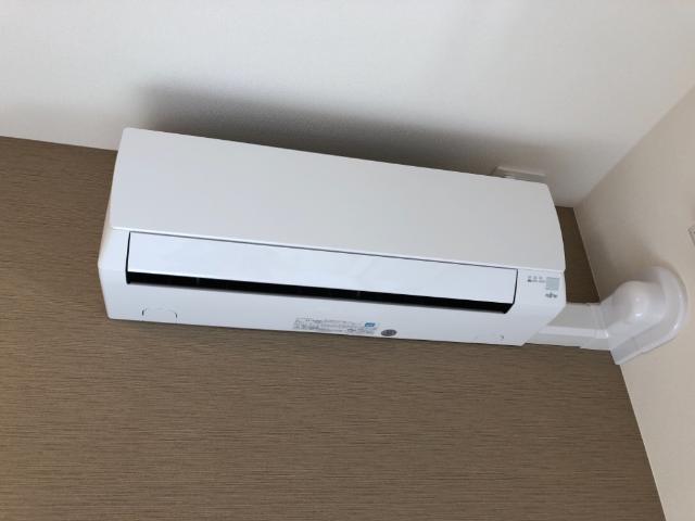 その他設備　リビングエアコン