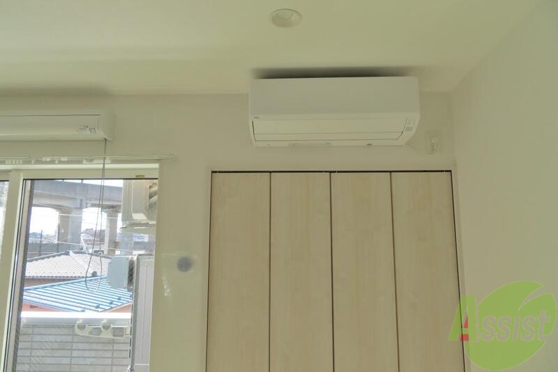 その他設備　エアコンがついて、引っ越し初日から便利ですね。