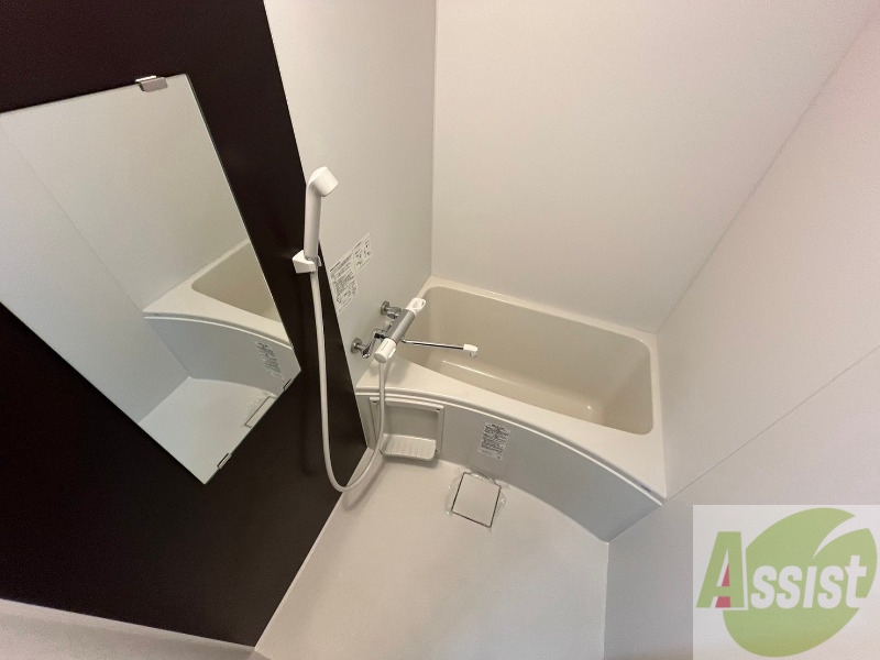 バス・シャワールーム　お風呂です。ゆっくりお風呂につかるのも体に良いですね～