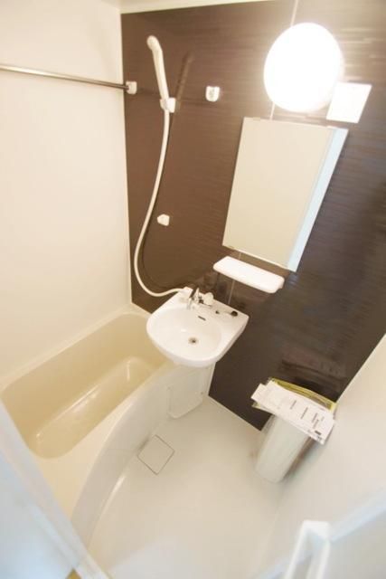 バス・シャワールーム　★タウンハウジング稲田堤店までお問い合わせください★