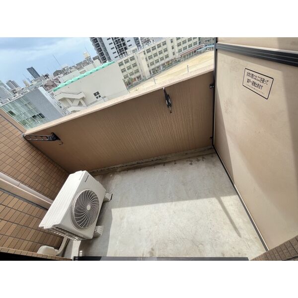 バルコニー　バルコニー