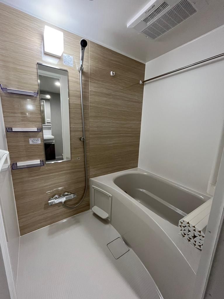 バス・シャワールーム　お風呂で日々の疲れを落としましょう